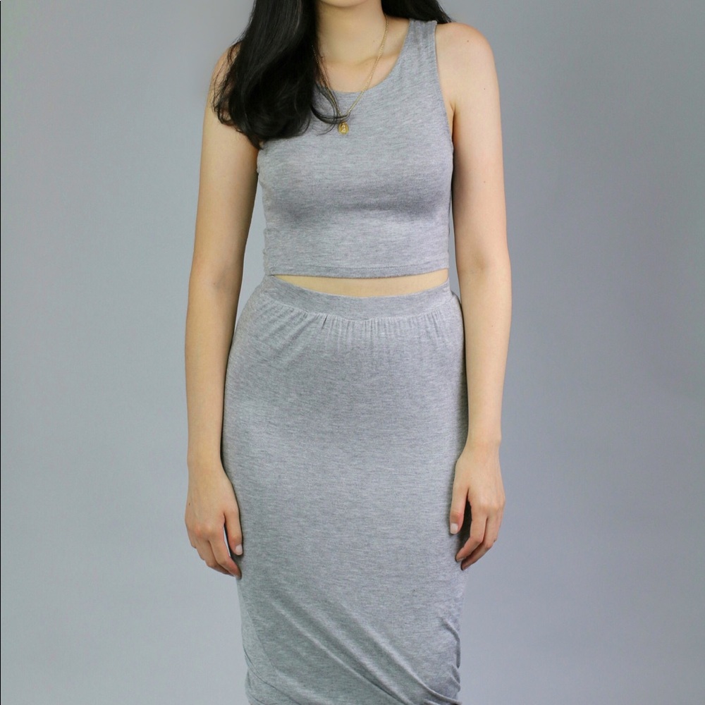 Grey crop top and skirt 2 piece set